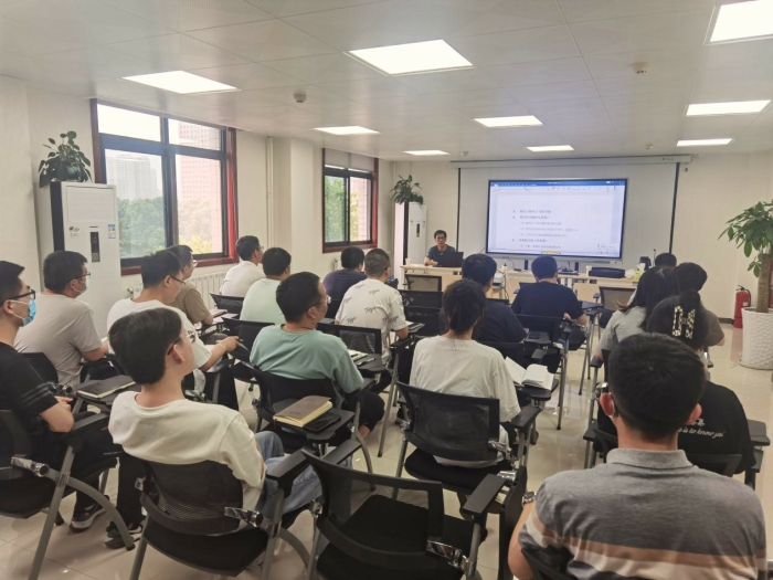 第一地理信息制圖院舉辦軟件技術(shù)經(jīng)驗分享交流會，共促專業(yè)發(fā)展